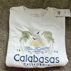 Abercrombie & Fitch white Calabasas embroidered crew crop sweatshirt NWT Small